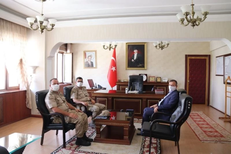 İl Jandarma Komutanı Gemalmaz Kaymakam Perçi’ye ziyaret etti
