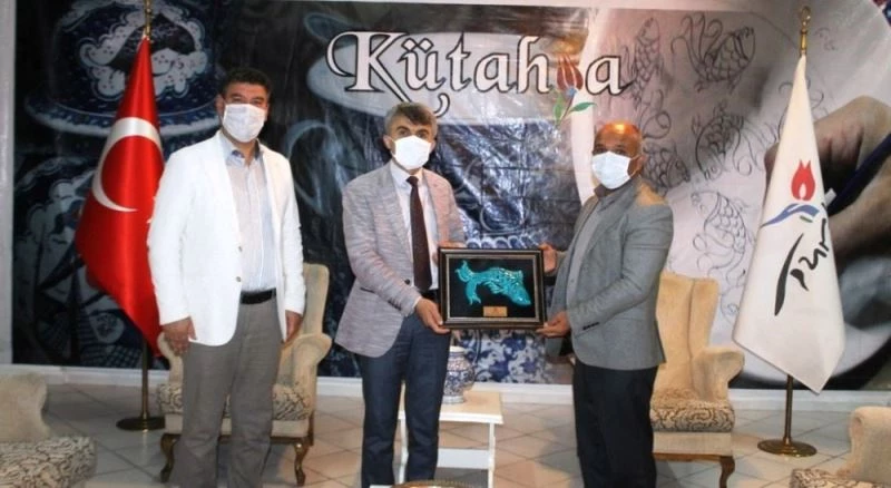 Rektör Uysal’dan müdürlere ziyaret
