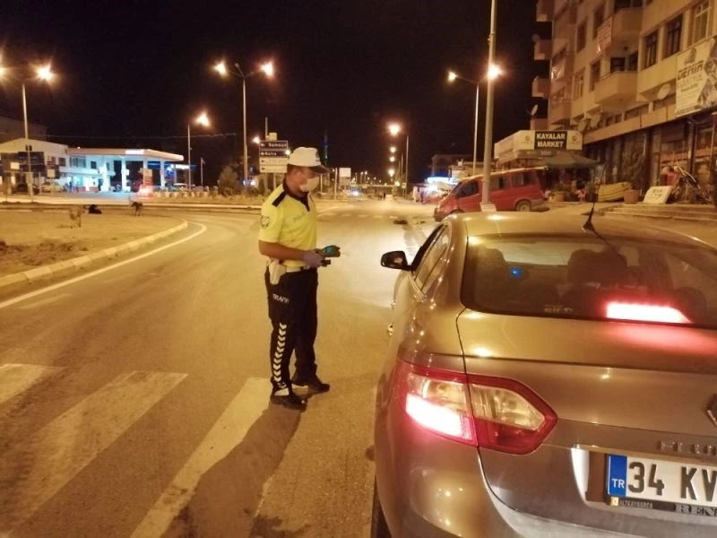 Alaçam’da korana denetimleri
