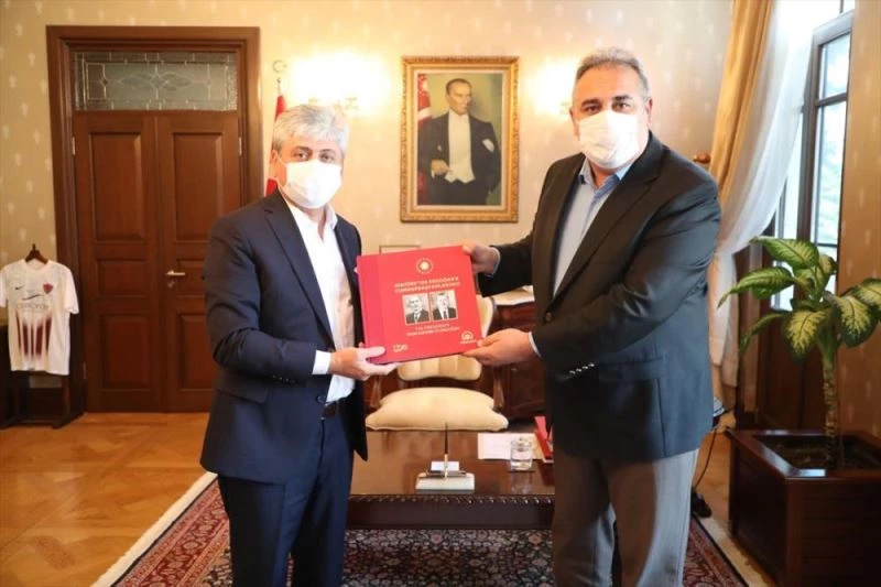 Hatay Valisi Rahmi Doğan, AA Adana Bölge Müdürü Firik