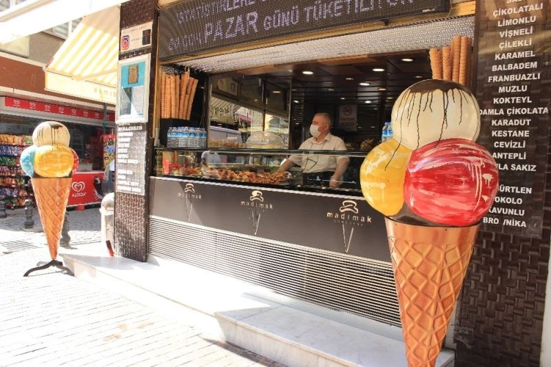 Dondurmacıların kış hazırlıkları başladı
