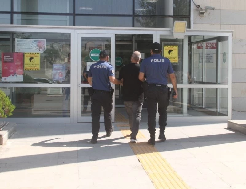 Elazığ’da darp ve mala zarar verme olayı, 4 şüpheli adliyeye sevk edildi
