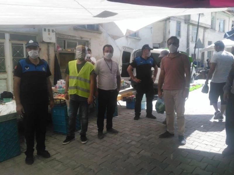 Emet Salı pazarı olağanüstü tedbirlerle açıldı
