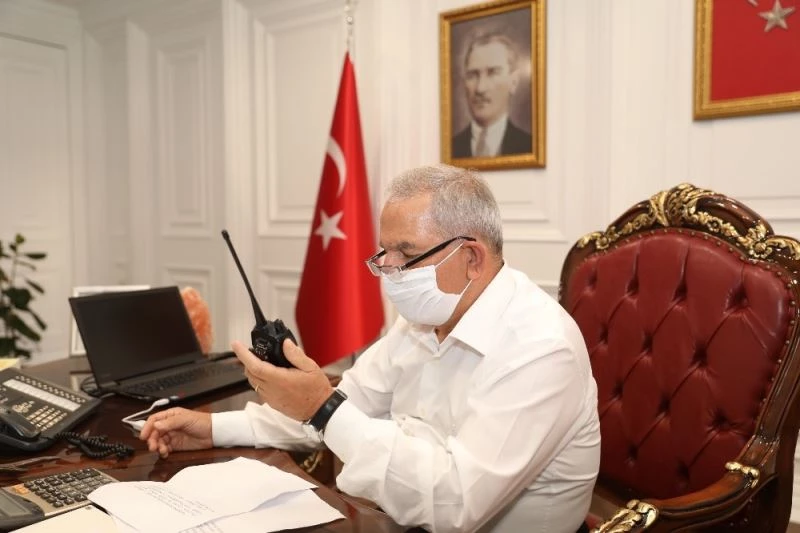 Başkan Demirtaş’tan zabıtaları sevindiren hareket
