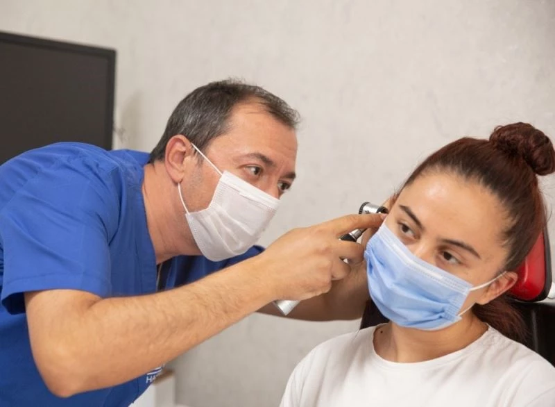 Yaz aylarında orta kulak iltihabına dikkat
