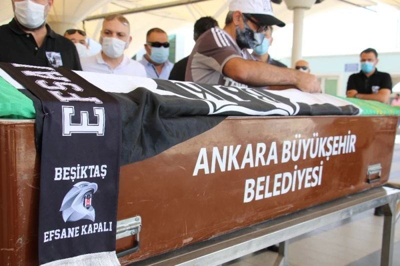 Kurtlar Vadisi’nin ’Tombalacı’sı defnedildi
