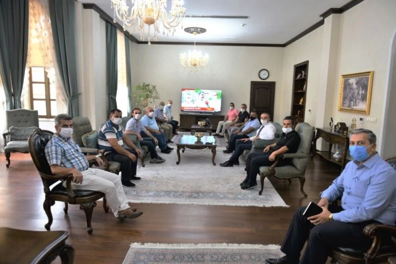 Vali Soytürk’ten vatandaşlara kurallara uyun uyarısı
