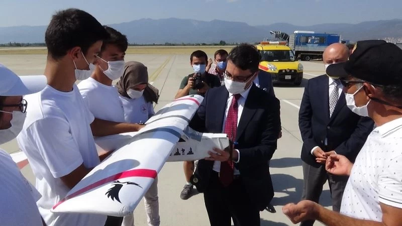 Kaymakam Ünsal, Göktürk Kartalları İHA projesini tanıttı
