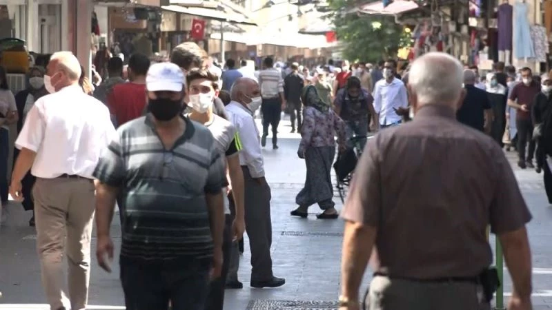 (Özel Haber) Erkekler yaşam süresinin kısalmasında kadınları bahane etti
