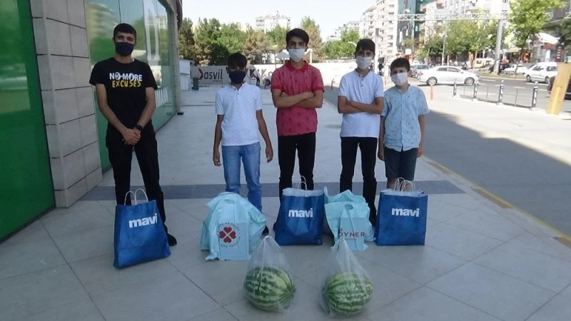 Talas Belediyesinden tüm Türkiye’nin gönlünde taht kuran Diyarbakırlı çocuklara sürpriz
