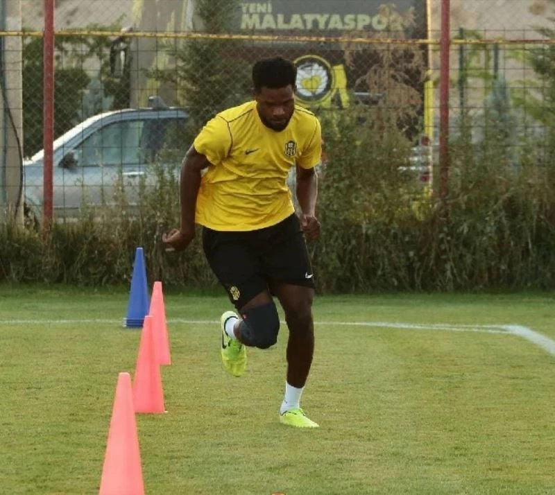 Sakatlığı atlatan Tetteh Trabzonspor maçında oynayacak
