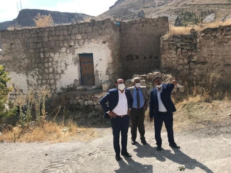 Karayel: “Kapadokya’nın minyatürü Soğanlı Vadisi”
