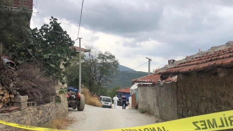 Kardeşini öldüren abla: 