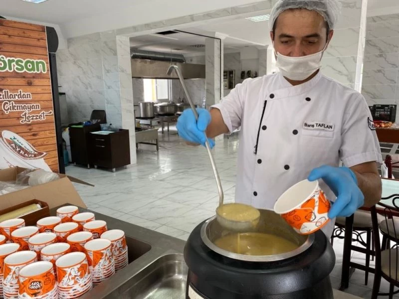 Çarşamba Belediyesi yardımlaşmak için sosyal tesisler kurdu
