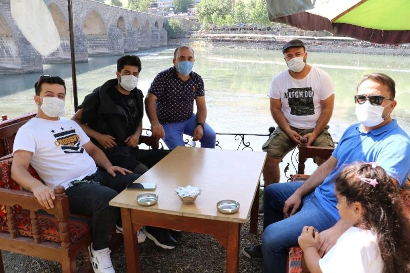 Terörden arındırılan Diyarbakır’ın tanıtımı için 9 dilde klip çekildi
