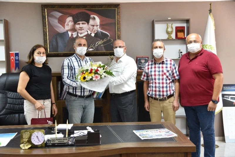 İşçi borçlarını ödeyen Başkan Kaya’ya anlamlı ziyaret
