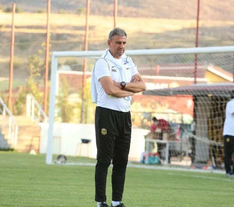 Hamza Hamzaoğlu: “Üzerine koyarak giden bir takım durumundayız”
