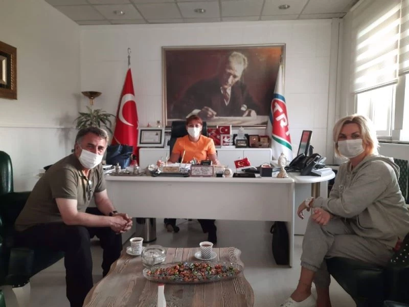 Anna’dan TRT’ye ziyaret..
