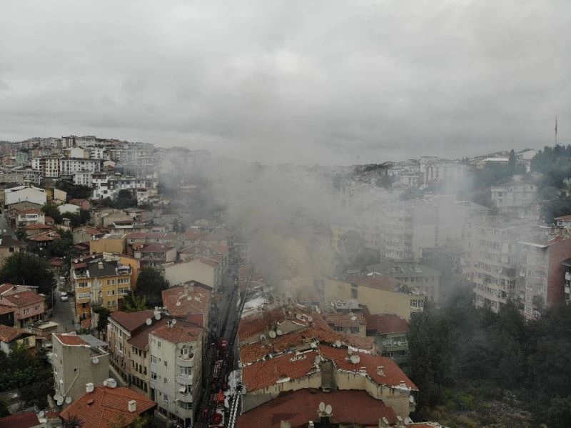 Eyüpsultan’da kokutan yangın
