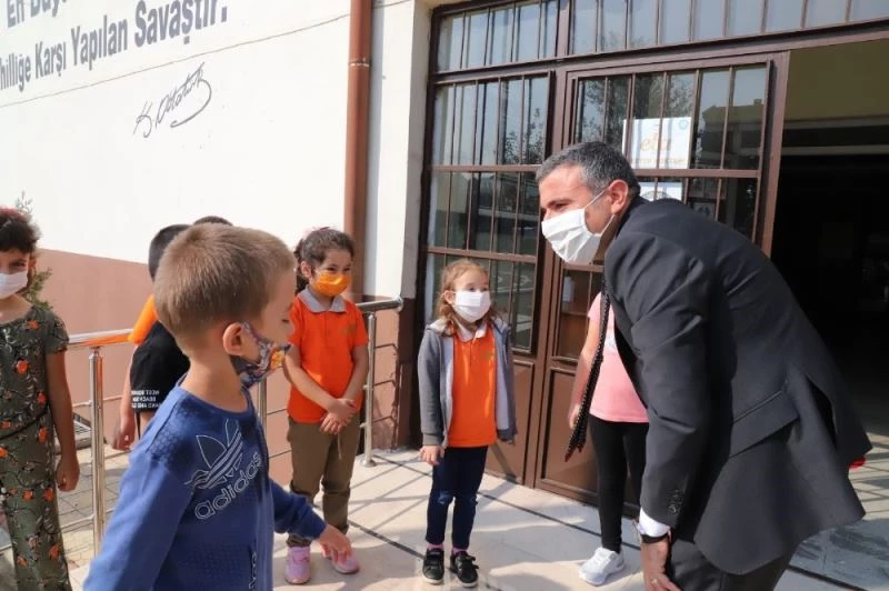 Vali Atay’dan Çakırlar İlkokulu’na ziyaret
