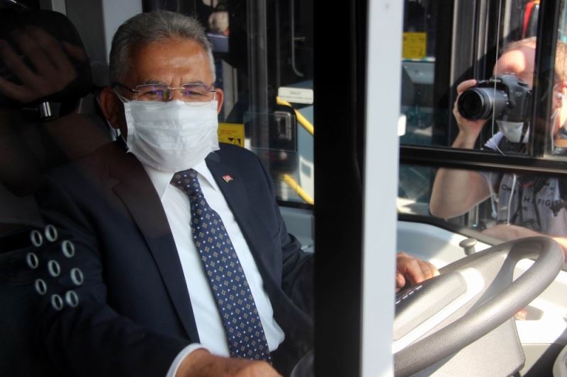 Kayseri Büyükşehir Belediyesi otobüs filosonu 657’ye çıkardı
