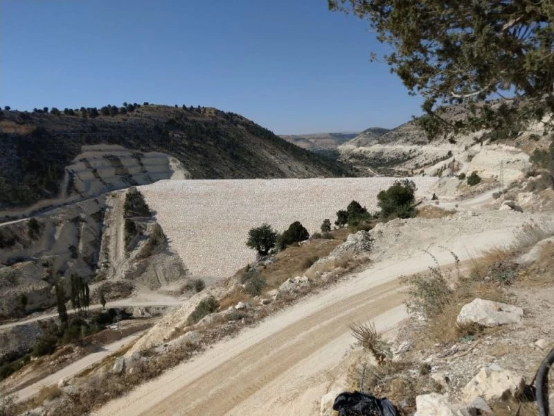 Mersin Aksıfat Barajında gövde dolgusu tamamlandı
