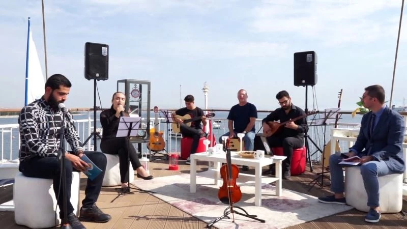 TUZGEM öğrencilerinden Neşet Ertaş anma programı
