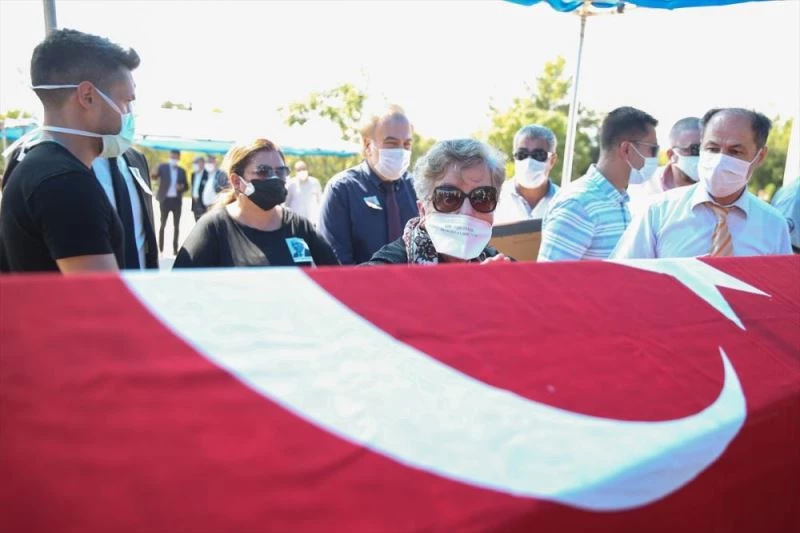 Organ ve doku naklinin öncülerinden Prof. Dr. Karpuzoğlu, son yolcuğuna uğurlandı