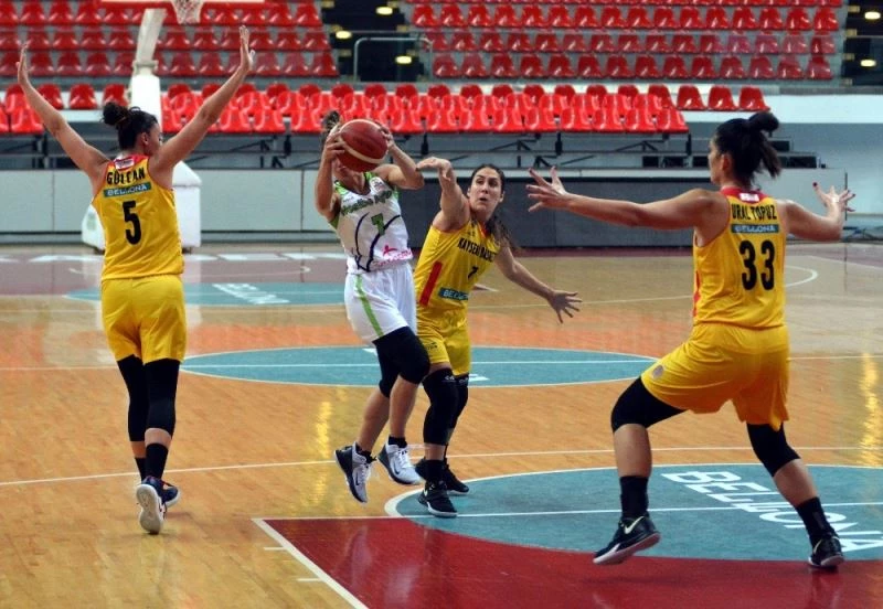 Erciyes Cup: Bellona Kayseri:52 - Nesibe Aydın:74
