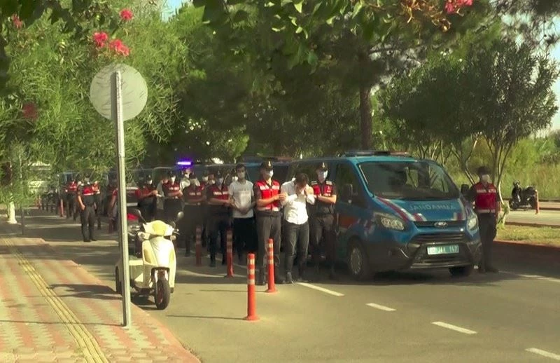 Lüks otellerin kopya internet sitesiyle 22 milyon liralık tatil dolandırıcılığına 12 tutuklama
