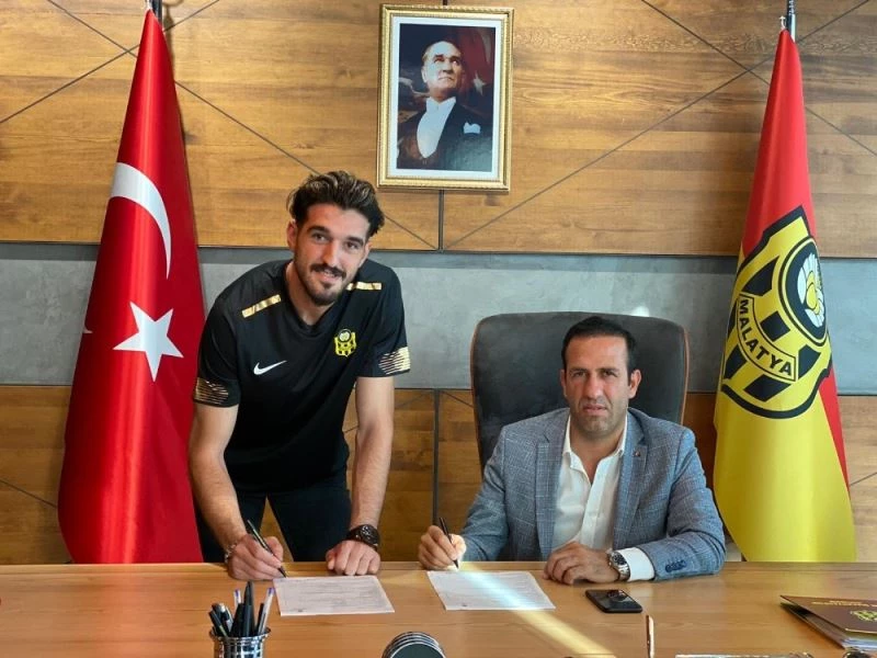 Yeni Malatyaspor, Kubilay Kanatsızkuş transfer etti
