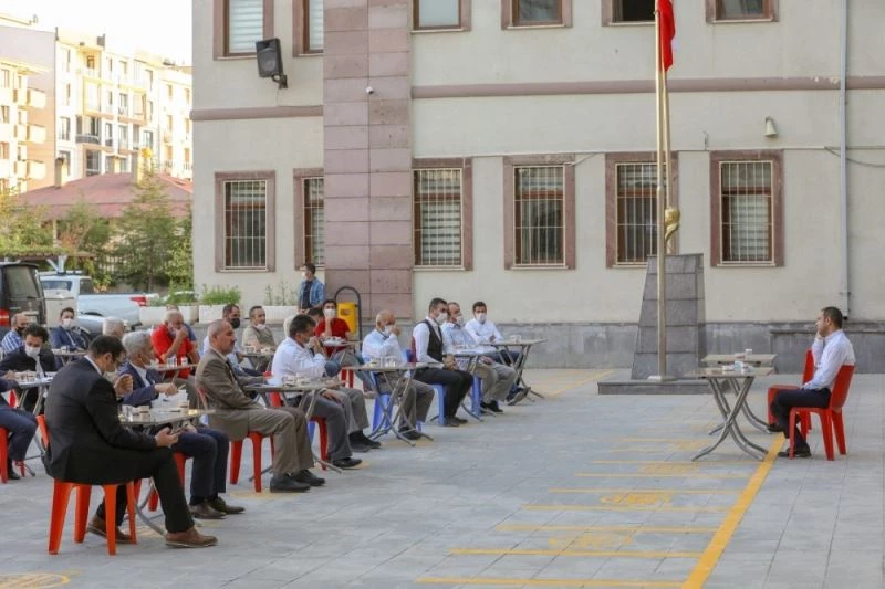 Kaymakam Aslan’dan Alipaşa Mahallesi’ne ziyaret
