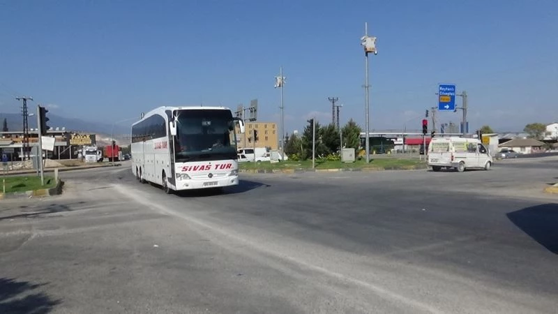 Sınırdaki birliklere askeri personel sevkiyatı
