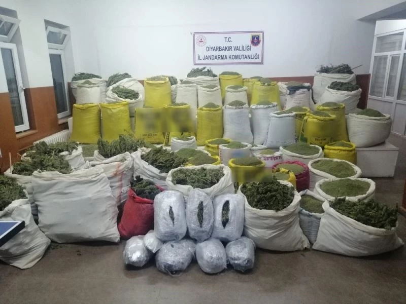 Diyarbakır’da terörün finans kaynağına darbe üzerine darbe vuruluyor
