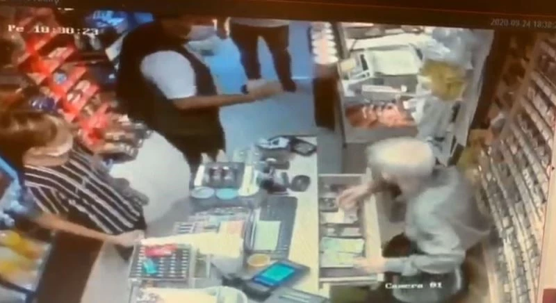 Tırnakçı kameraya yakalandı
