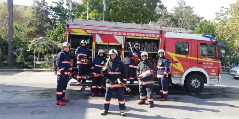 Ankara Siteler İtfaiyesi eğitimi renkli görüntülere ev sahipliği yaptı
