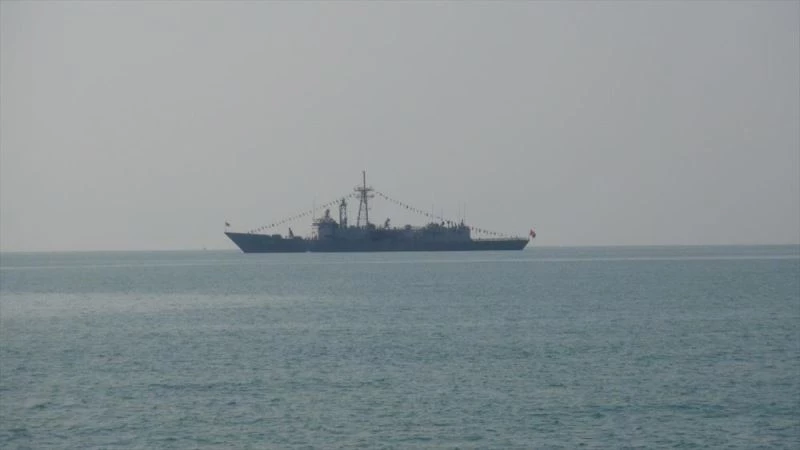 TCG Oruçreis ve Giresun fırkateynleri Mersin açıklarına demirledi