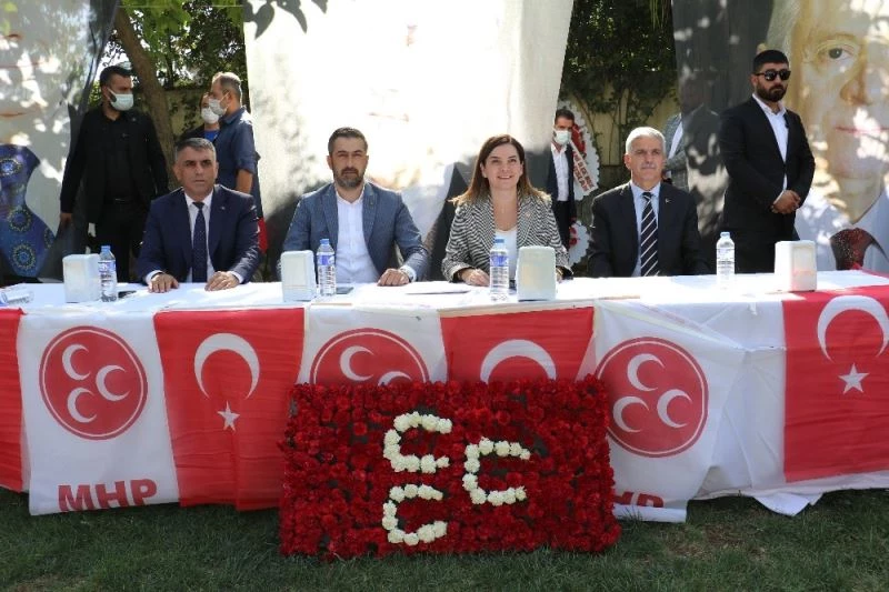 MHP’den Diyarbakır’da gövde gösterili kongre
