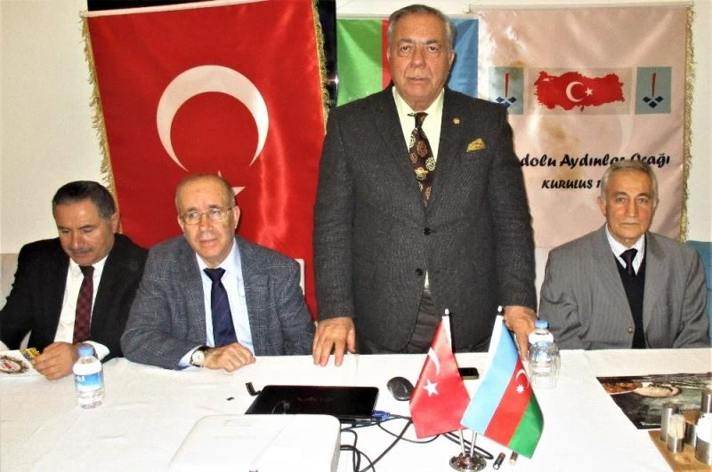 Prof. Öztek: “Karabağ zulmü ve soykırımı Azerbaycan’da olsun Türkiye’de olsun her Türk’ün kanayan yarasıdır”
