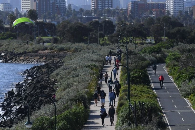 Melbourne’de sokağa çıkma yasağı kaldırıldı
