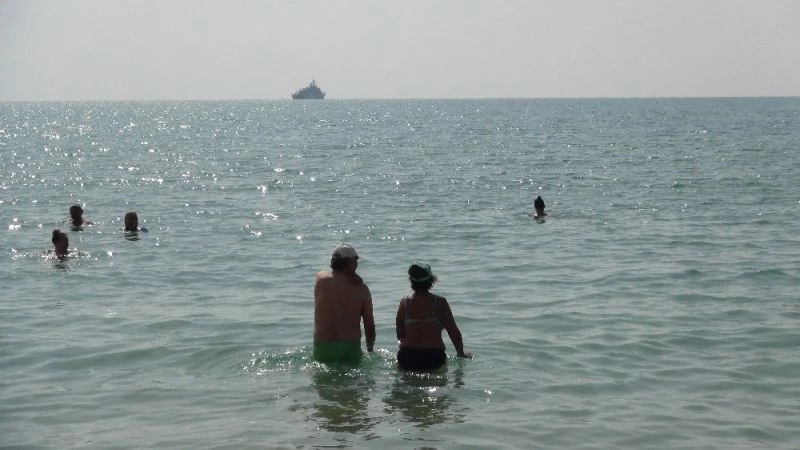 TCG Oruçreis ve TCG Giresun Fırkateynleri Taşucu açıklarına demirledi
