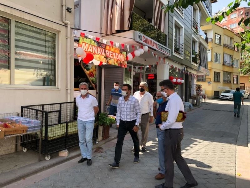 Salgından etkilenen esnafa moral ziyareti
