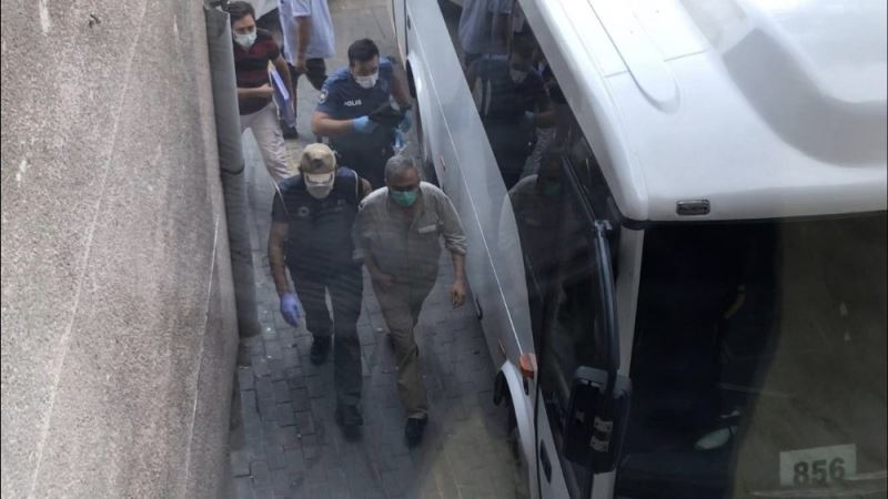 Kobani eylemleri soruşturmasında gözaltına alınan HDP’liler adliyeye getirildi

