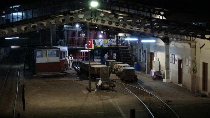 Madende fenalaşan işçi kalp krizinden öldü
