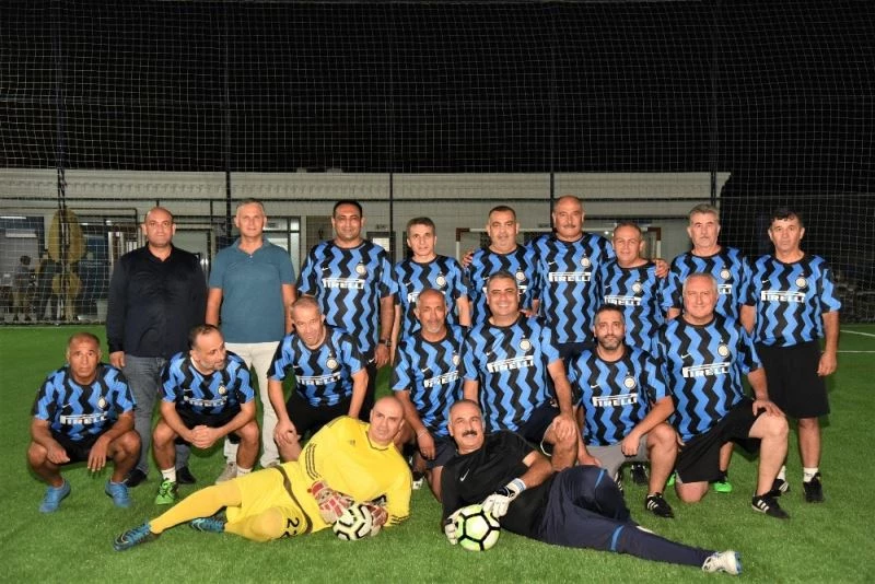 Yılmaz, Mersin İdmanyurdu’nun eski oyuncularıyla dostluk maçında bir araya geldi
