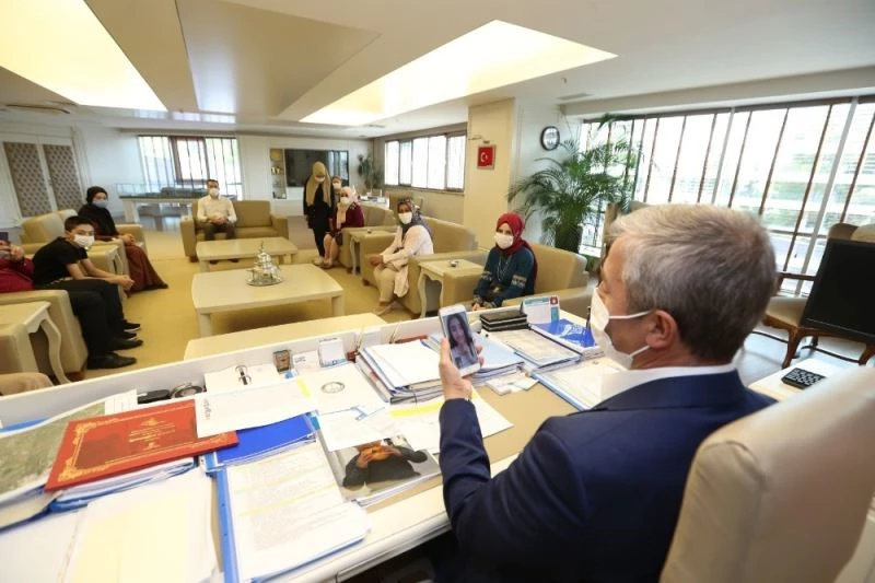 Tahmazoğlu sosyal medya yarışmalarıyla ödüllendiriyor
