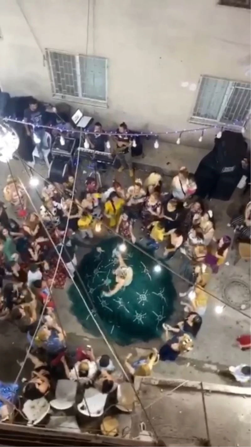 Düğün, nişan, sünnet kısıtlaması öncesi Antalya’dan düşündüren görüntüler
