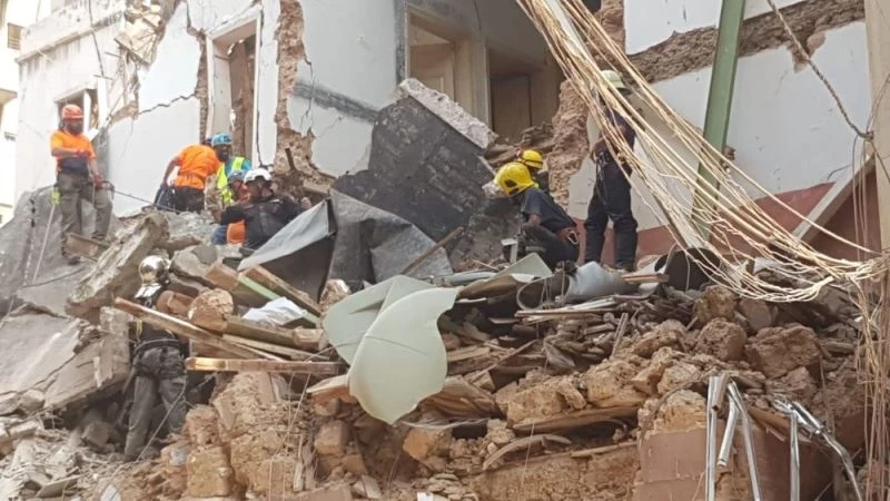Beyrut’taki patlamadan 30 gün sonra enkaz altında canlı olabileceği sinyali
