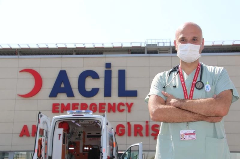 (Özel) Bilim Kurulu Üyesi Kayıpmaz: “Ağır hasta sayısının önümüzün sonbahar ve kış ayları olduğunu düşünürsek daha da artması muhtemeldir”
