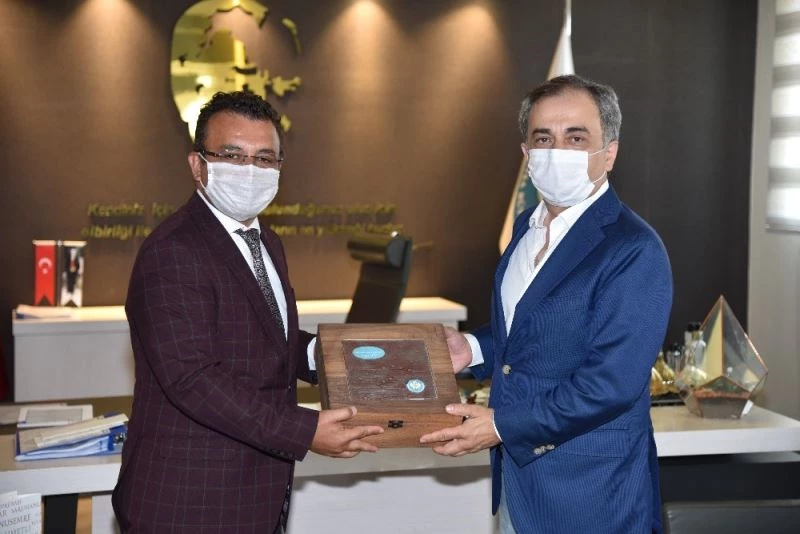 Hayri Baraçlı’dan Manisa Büyükşehir’e ziyaret
